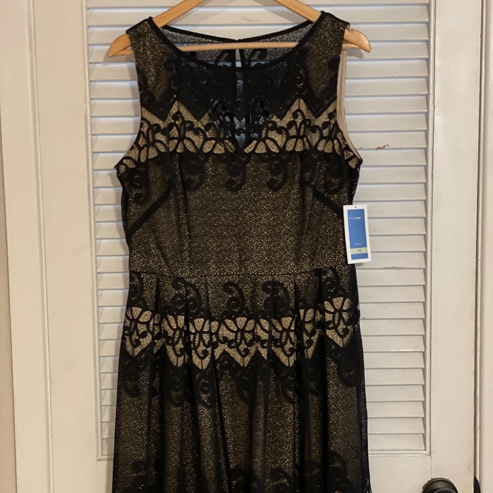 Lace midi fit and flare